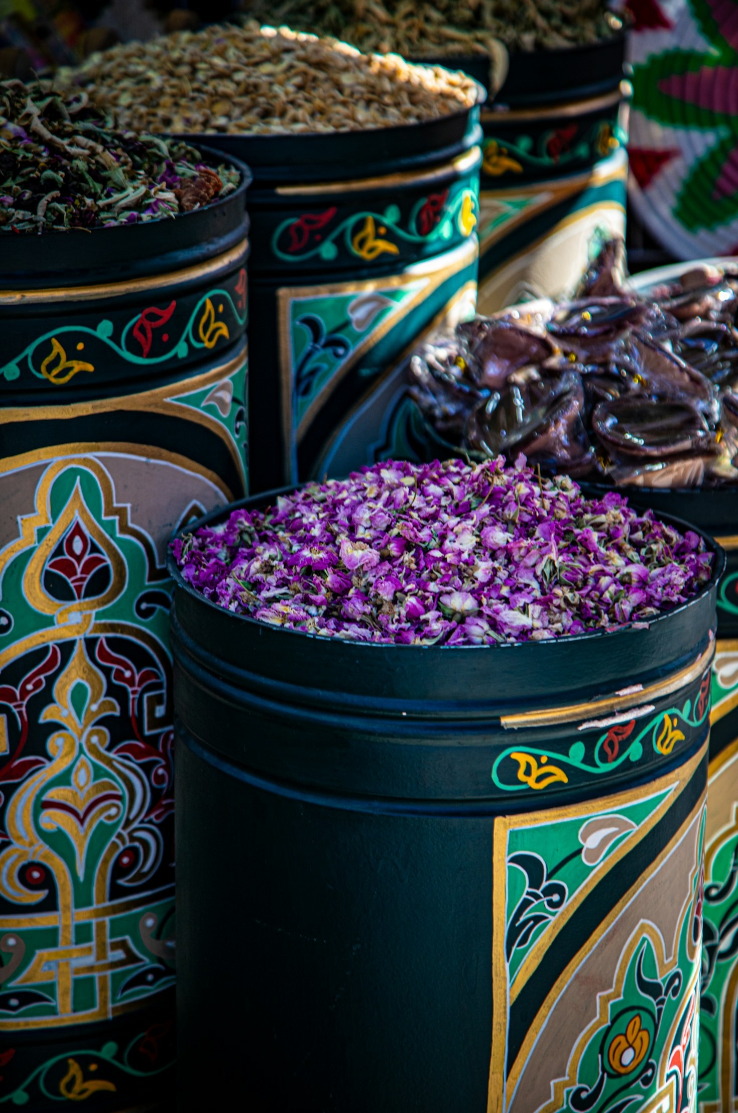 The Cultural Significance Of Scents In Pakistan
